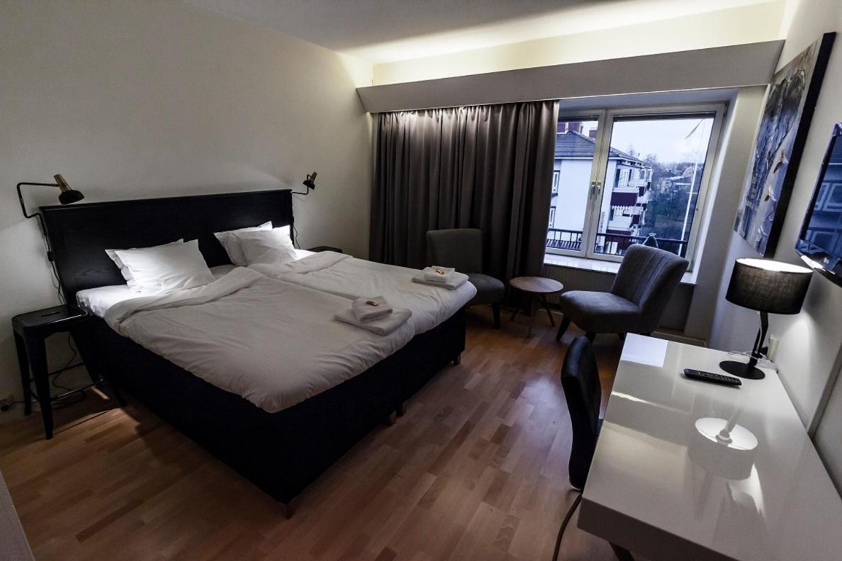 Hotell Alfred Nobel カールスコーガ エクステリア 写真